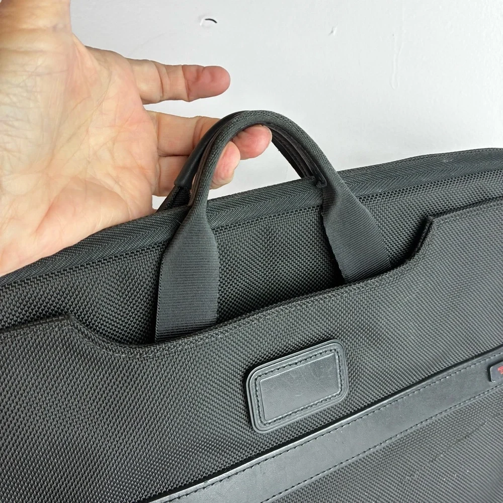 Tumi 26156dh black